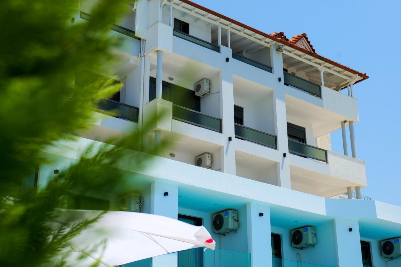 Hotel Emblem Sarande Exterior photo